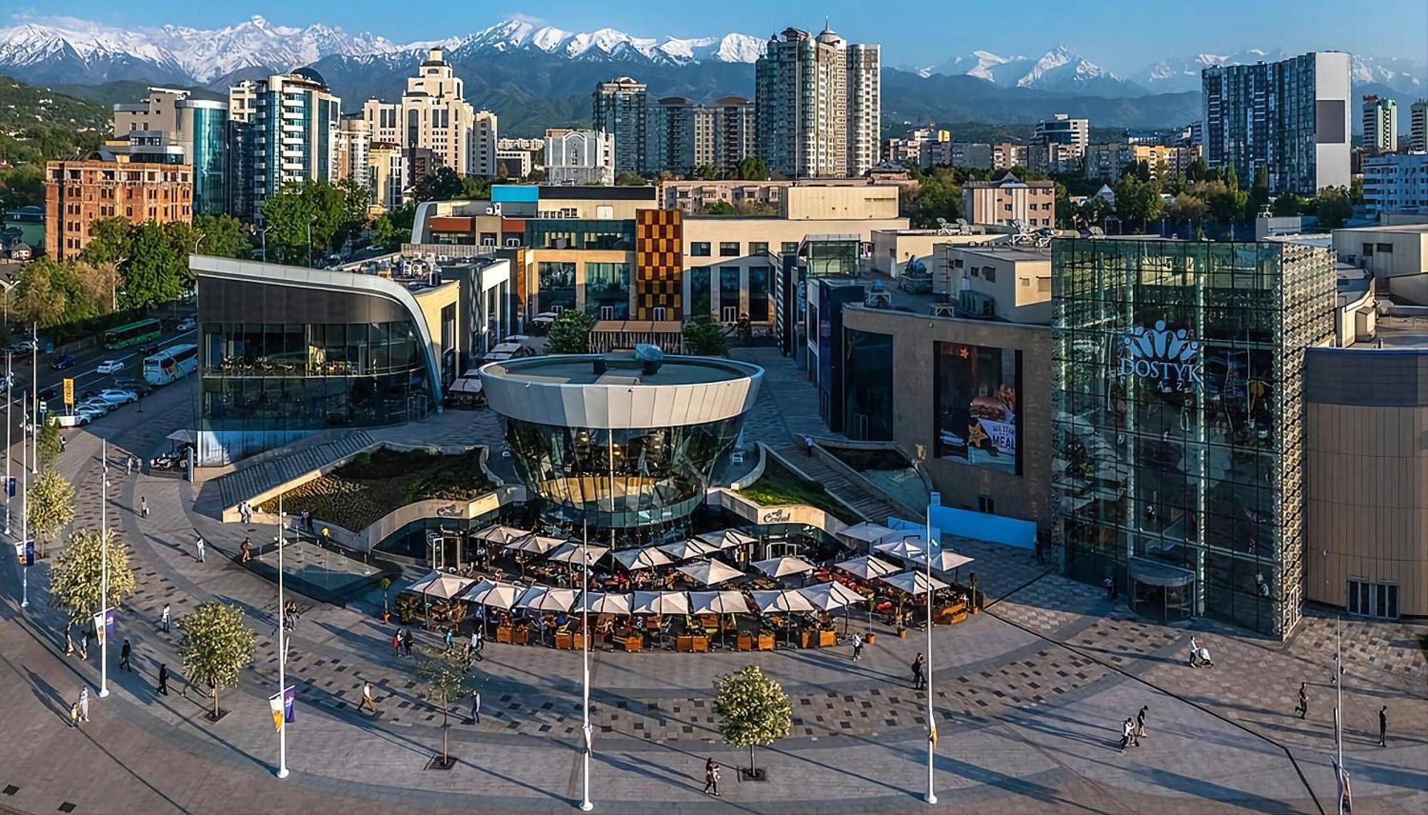 Nadezhda Apartments In Touristic Area, On The Dostyk Avenue 89 Almati Kültér fotó